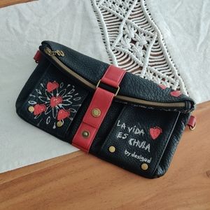 ❤️ NWOT Desigual Heart Clutch Bag ❤️